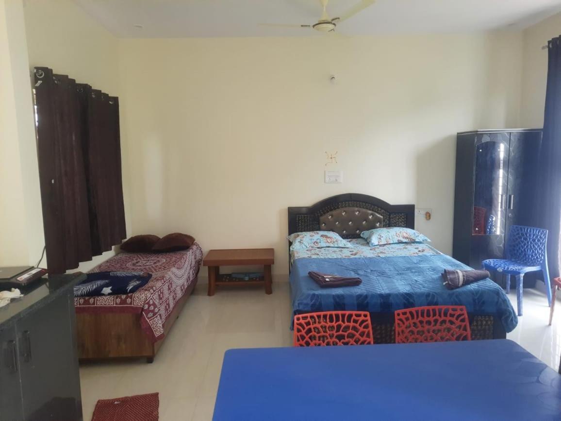Nandi Skandagiri Guest House エクステリア 写真