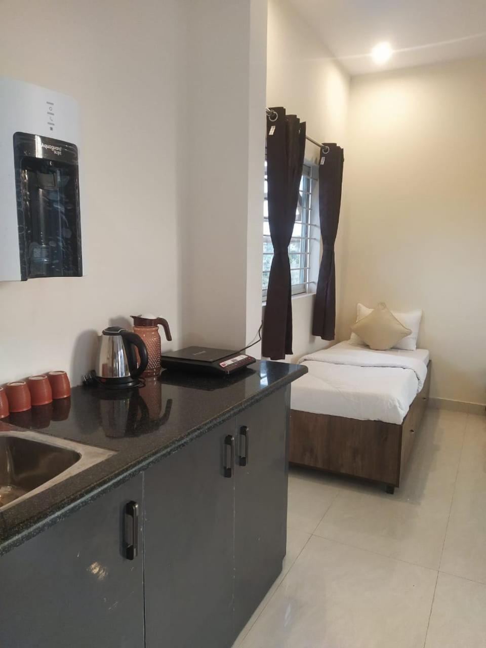 Nandi Skandagiri Guest House エクステリア 写真